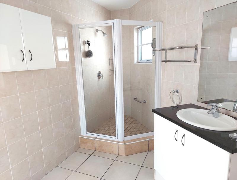 3 Bedroom Property for Sale in Harbour Island Western Cape